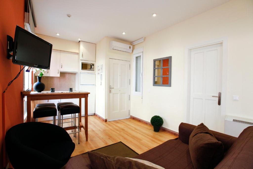 Apartamento Tirso De Molina Madrid Exterior foto